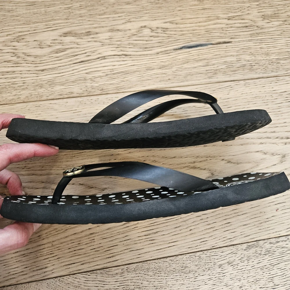 Tory Burch tory burch flip